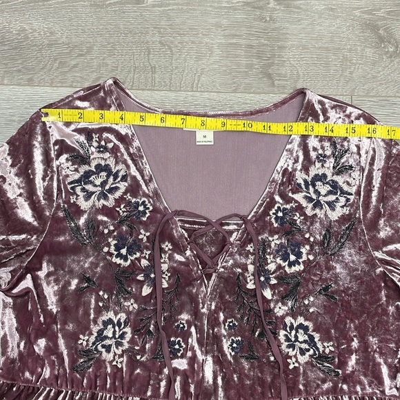 NWOT Style & Co Embroidered Lace Up Crushed Velvet Long Sleeve Blouse M - Picture 7 of 16